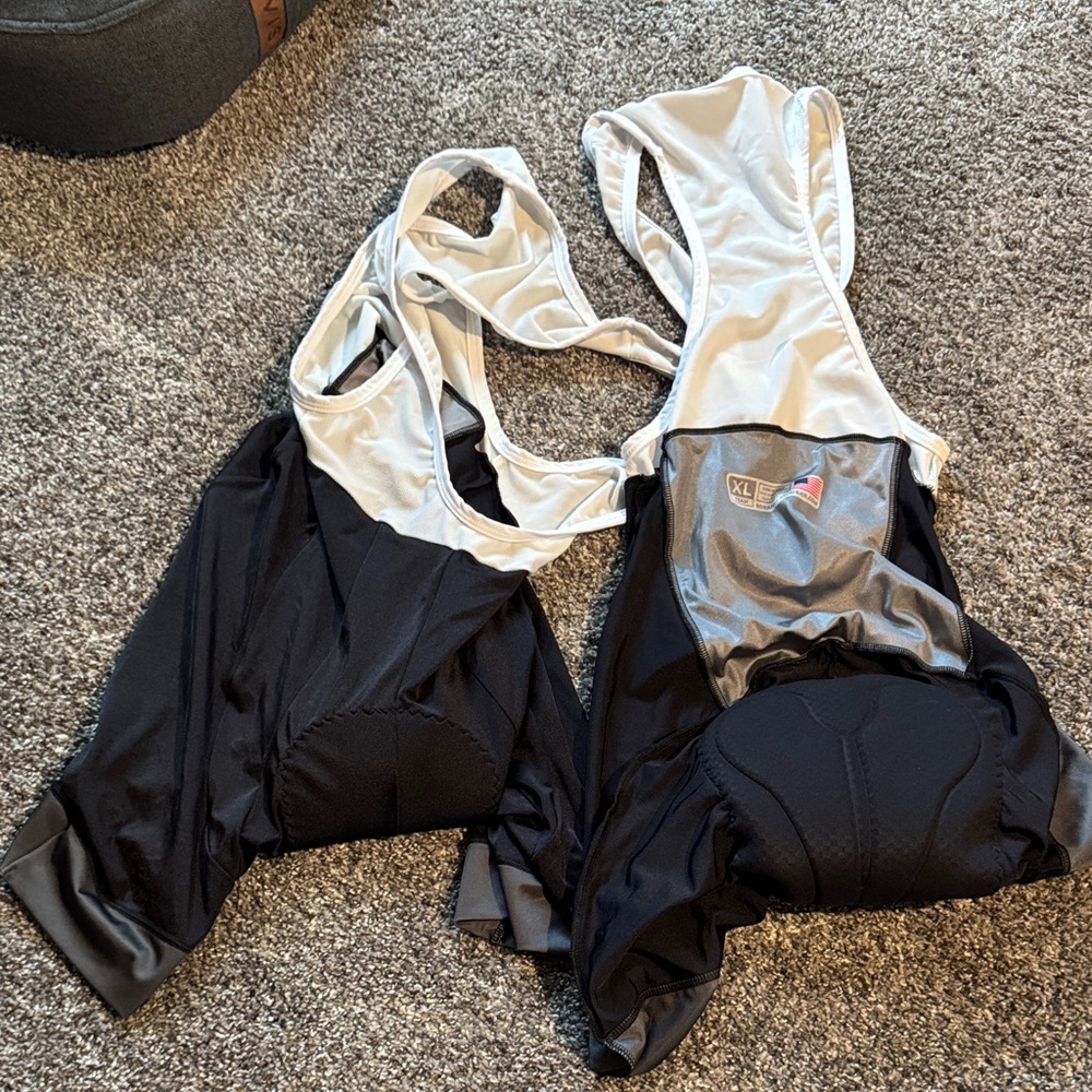 Mt. Borah Men’s Team Fit Cycling Bibs - NWOT.